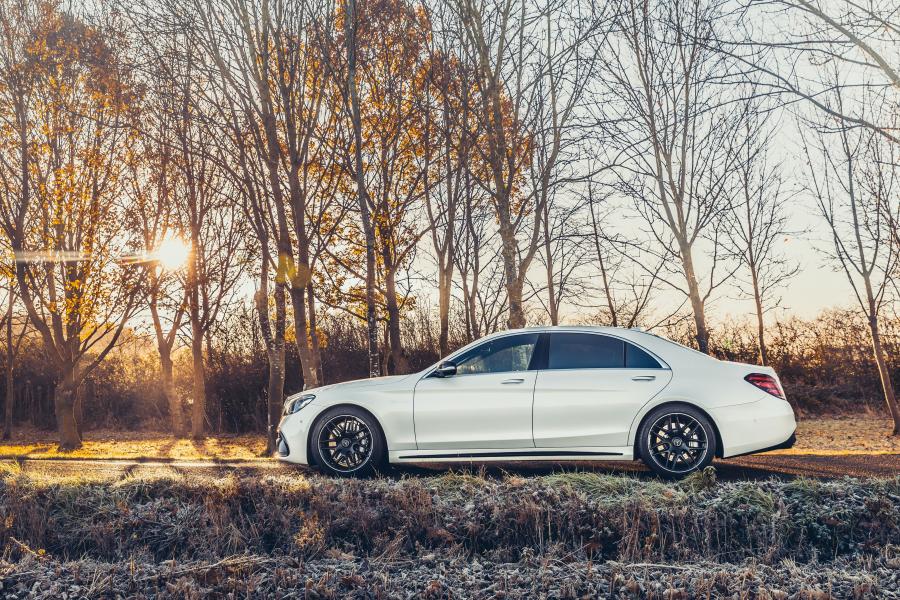  Mercedes-AMG S63 4Matic+ Lang (V222) 2017 года  (UK) (фото 26 из 40)